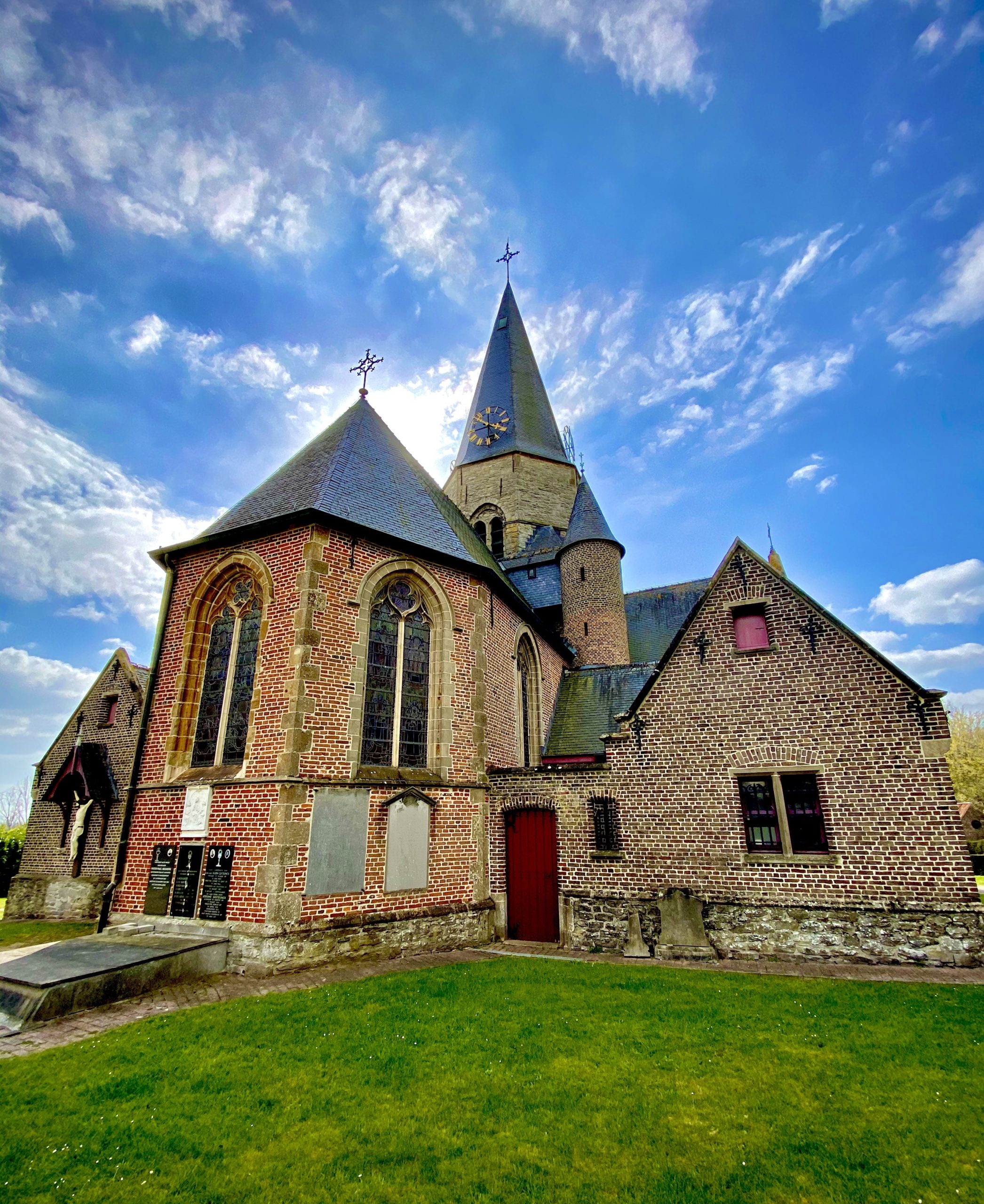 Kerk van Nokere, startpunt van de Kordaal wandelroute