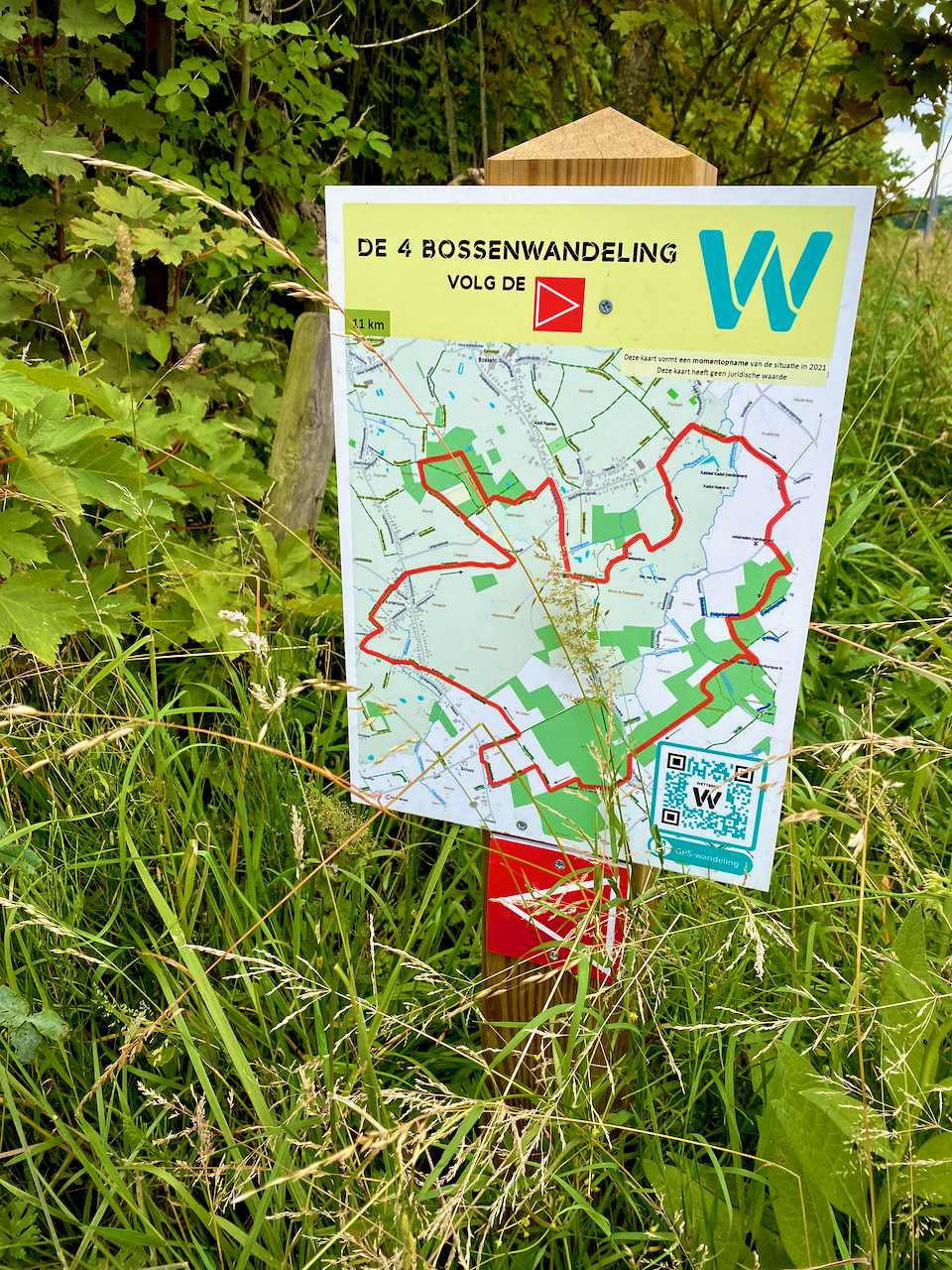 Infobord van de 4 bossenwandeling te Wetteren en omstreken